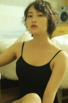 与君初相识恰似故人归